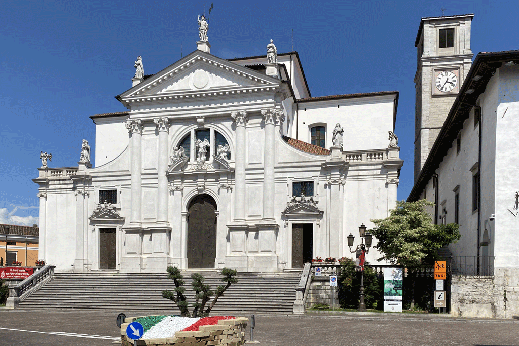 Slide San Daniele Cathedral